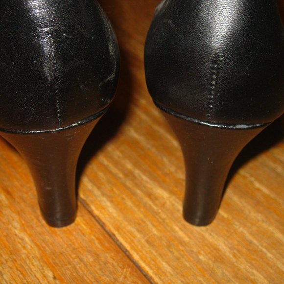 New Black High Heels - Picture 3 of 5